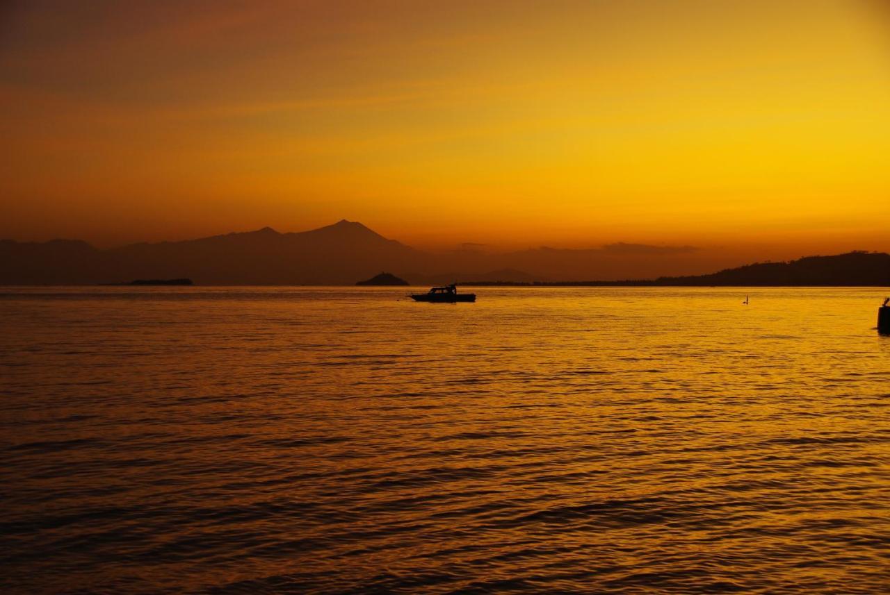The High Dive Gili Gede By Ultimate Resorts Εξωτερικό φωτογραφία