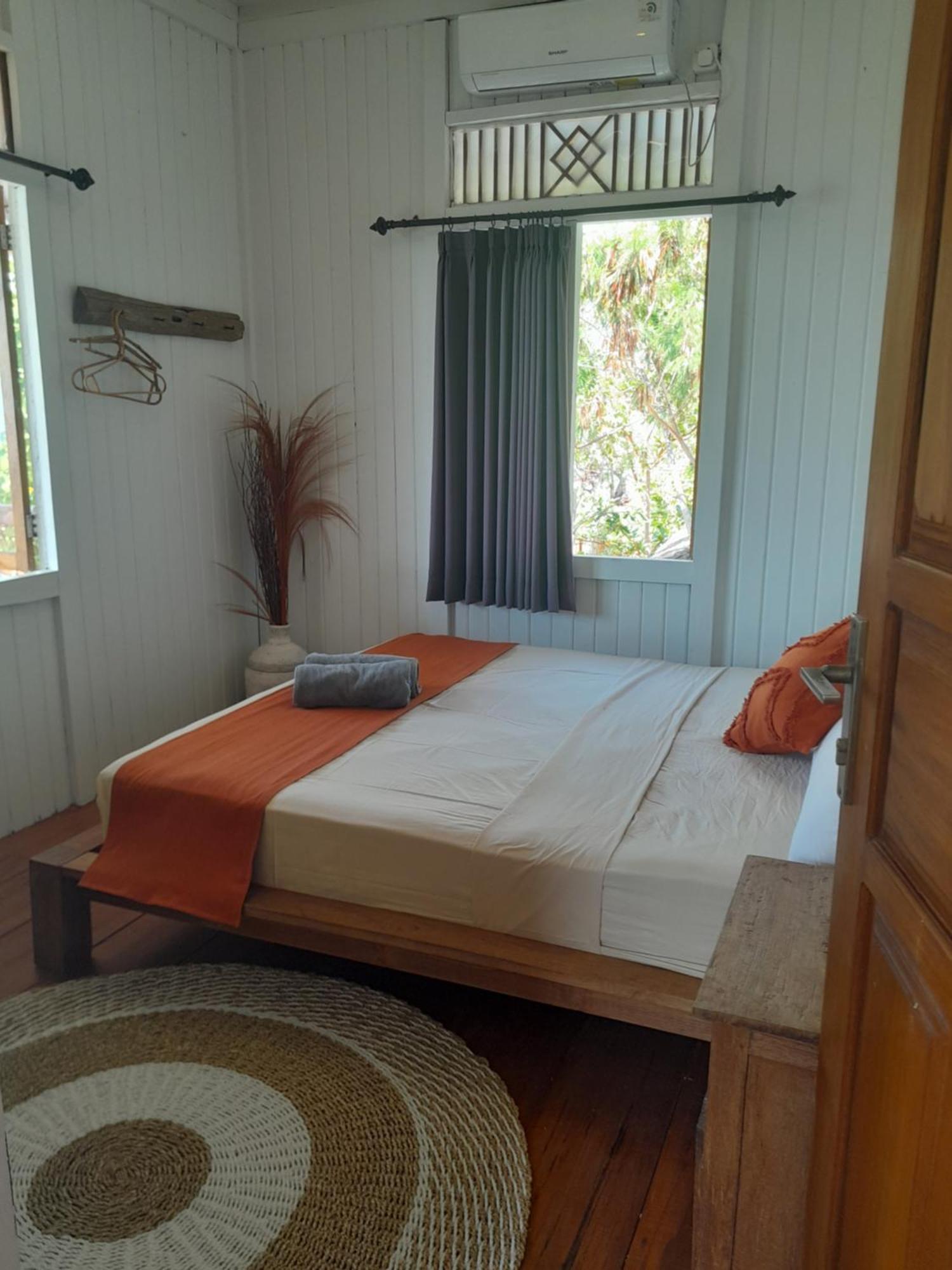 The High Dive Gili Gede By Ultimate Resorts Εξωτερικό φωτογραφία